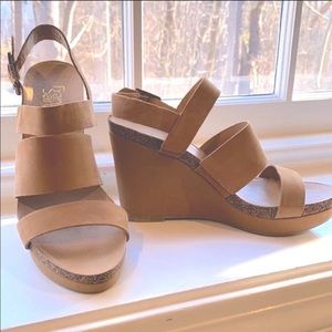 PRICE DROP❤️Franco Sarto Wedge Sandals